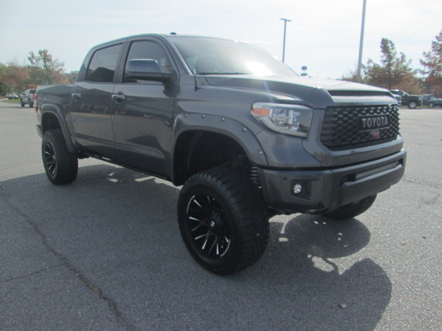 2018 Toyota Tundra SR5 4WD 5.7L V8