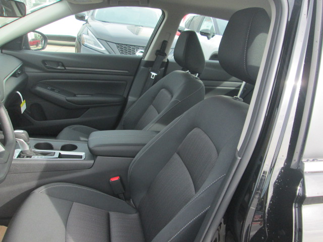 2025 Nissan Altima S FWD