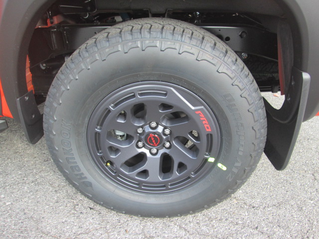2025 Nissan Frontier PRO-4X 4WD