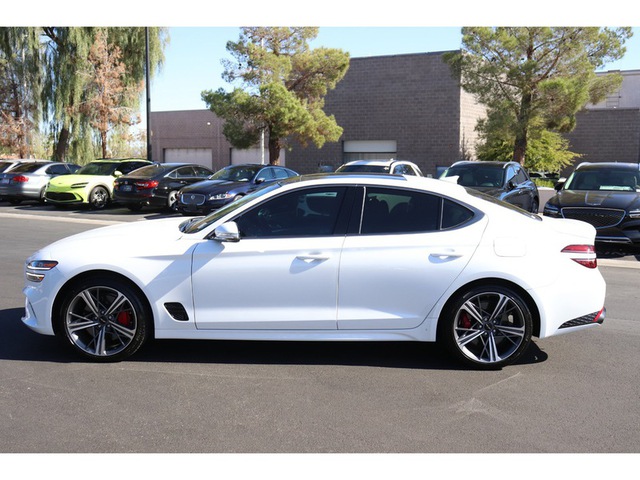 2024 Genesis G70 2.5T RWD