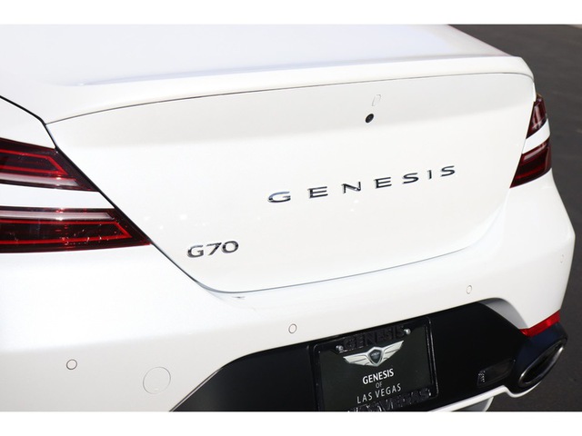 2024 Genesis G70 2.5T RWD