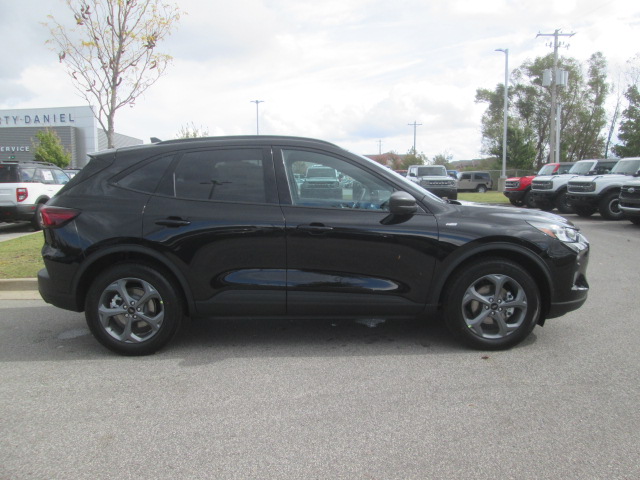 2025 Ford Escape ST-Line FWD