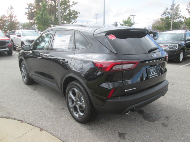 2025 Ford Escape ST-Line FWD