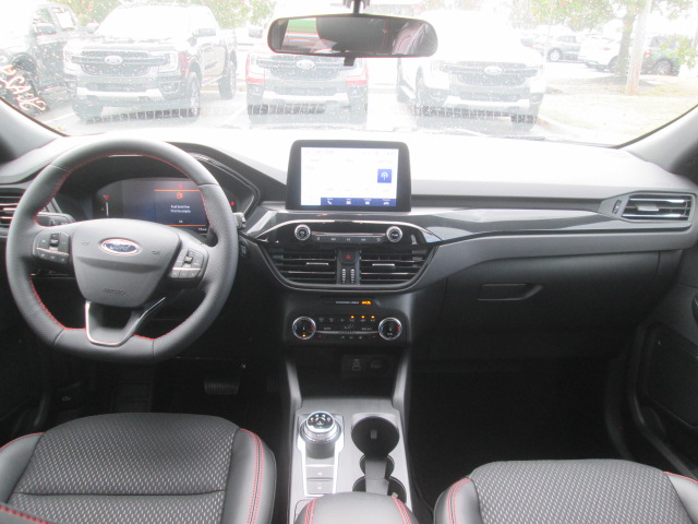 2025 Ford Escape ST-Line FWD