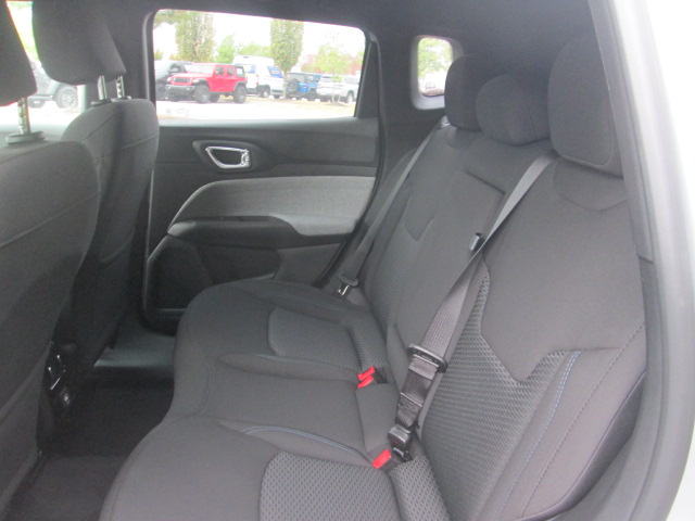 2025 Jeep Compass Sport 4WD