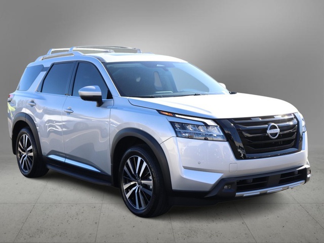 2024 Nissan Pathfinder Platinum 4WD