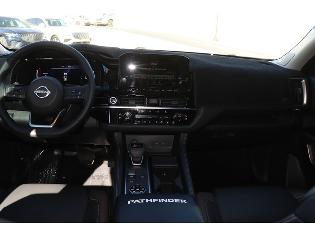 2024 Nissan Pathfinder Platinum 4WD