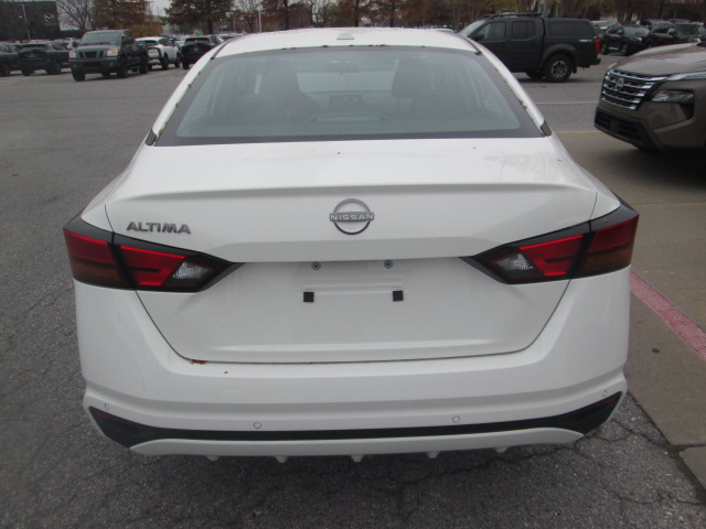 2025 Nissan Altima S FWD