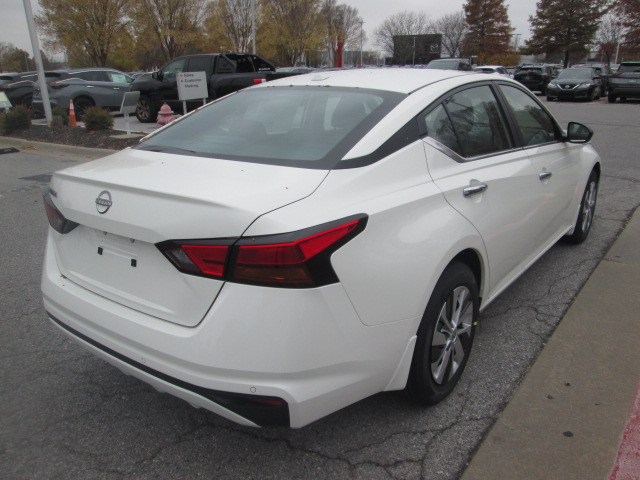 2025 Nissan Altima S FWD