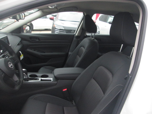 2025 Nissan Altima S FWD