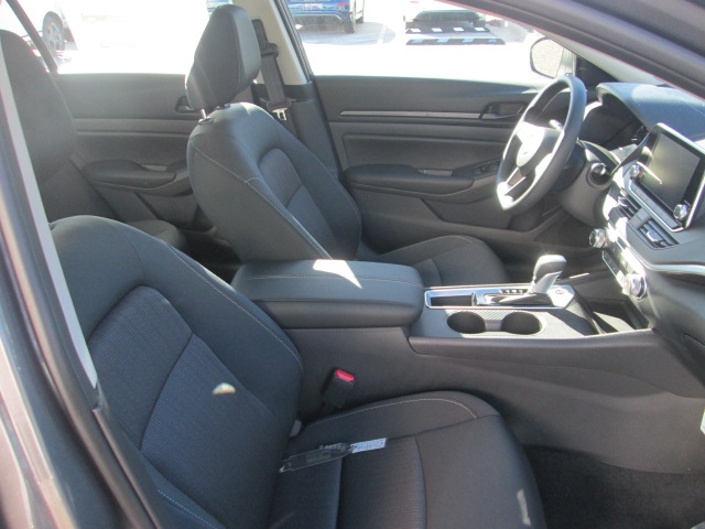 2025 Nissan Altima S FWD