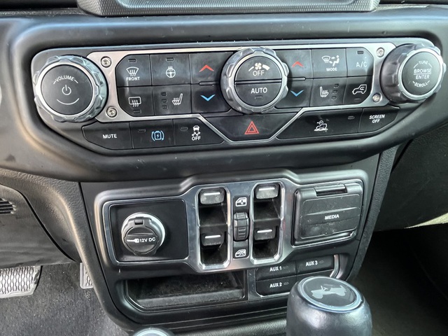 2023 Jeep Wrangler Sahara 4WD 4xe