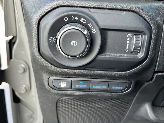 2023 Jeep Wrangler Sahara 4WD 4xe