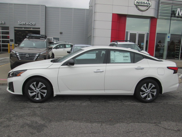 2025 Nissan Altima S FWD