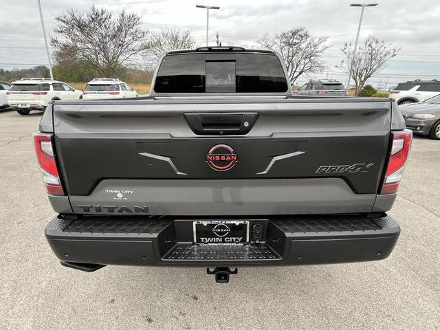 2024 Nissan Titan PRO-4X 4WD