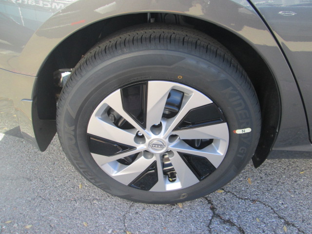 2025 Nissan Altima S FWD