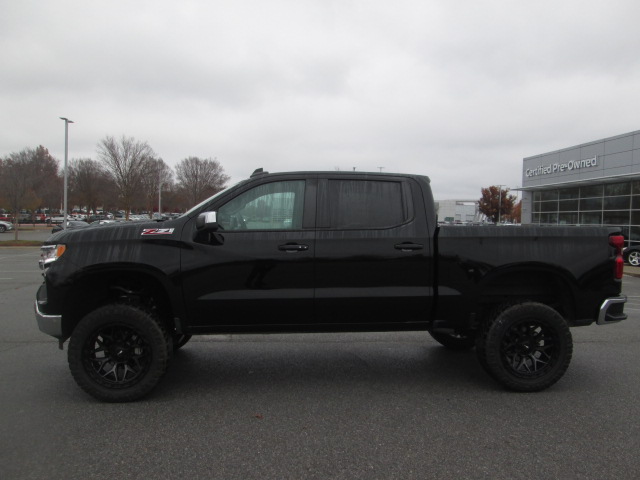 2024 Chevrolet Silverado 1500 LT 4WD 147WB