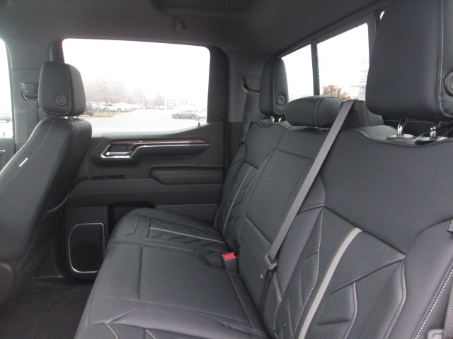 2024 Chevrolet Silverado 1500 LT 4WD 147WB