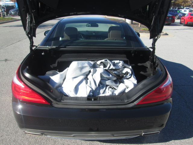 2015 Mercedes-Benz SL-Class SL550