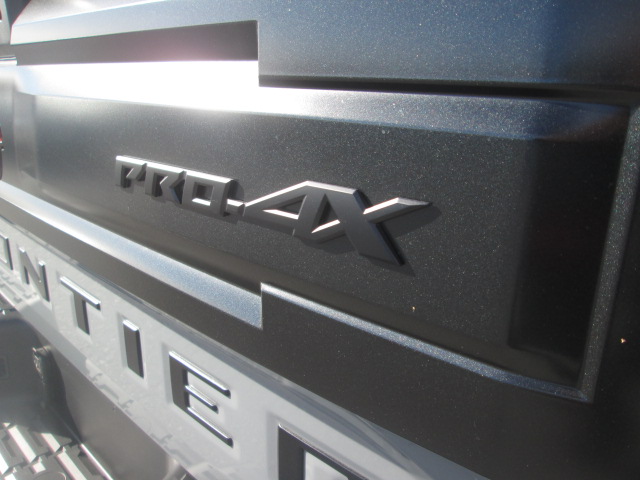 2025 Nissan Frontier PRO-4X 4WD