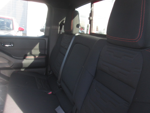 2025 Nissan Frontier PRO-4X 4WD