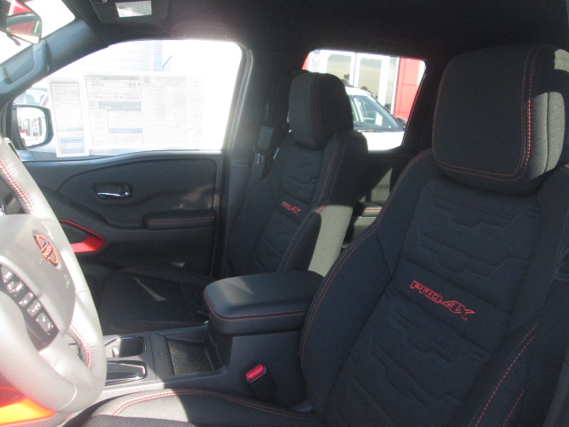 2025 Nissan Frontier PRO-4X 4WD