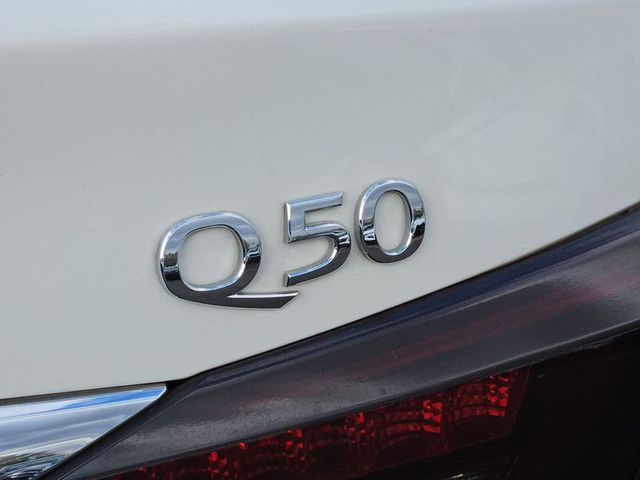 2018 INFINITI Q50 3.0t Luxury RWD