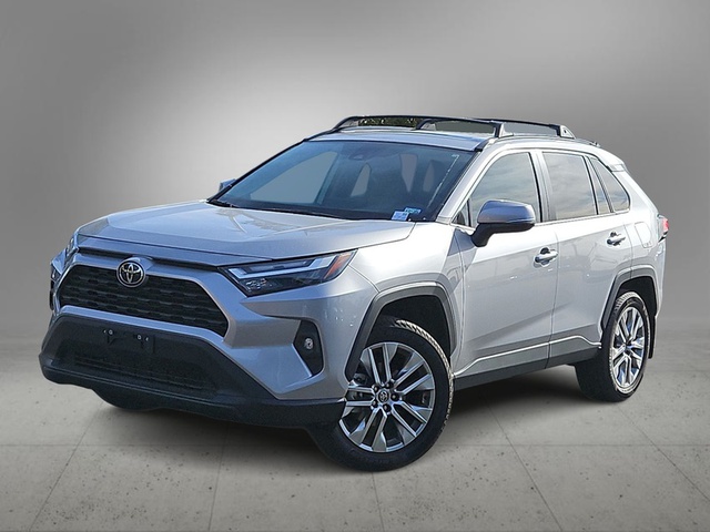 2024 Toyota RAV4 XLE Premium FWD