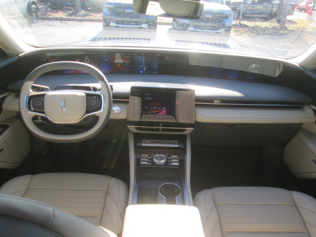 2025 Lincoln Nautilus Reserve AWD