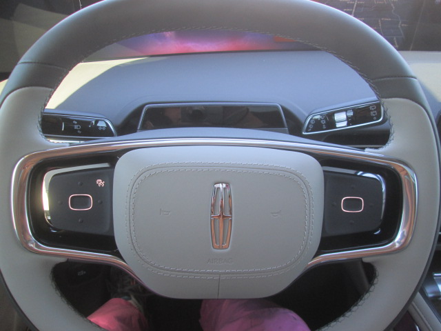 2025 Lincoln Nautilus Reserve AWD