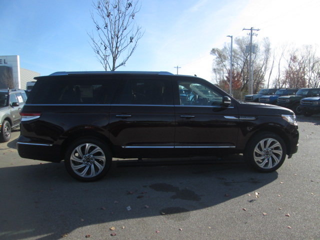 2024 Lincoln Navigator L Reserve 4WD
