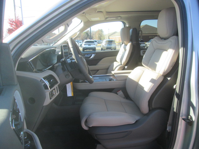 2024 Lincoln Navigator L Reserve 4WD