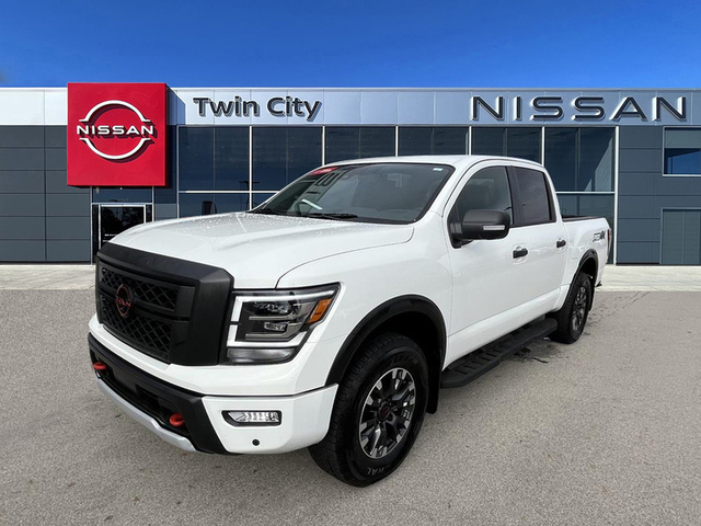 2024 Nissan Titan PRO-4X 4WD
