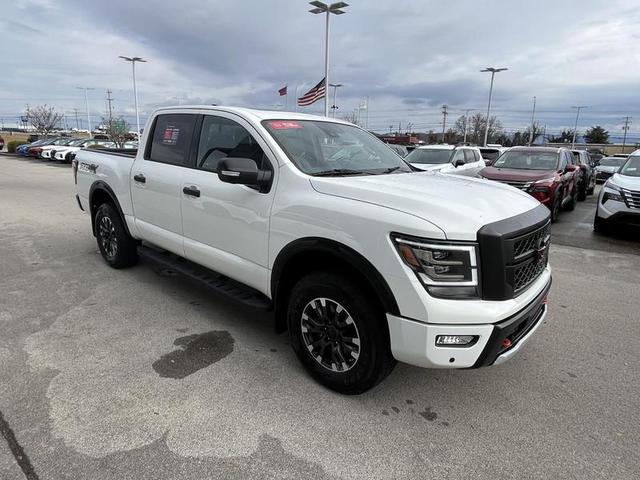 2024 Nissan Titan PRO-4X 4WD