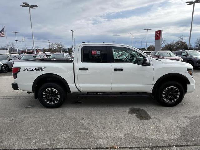 2024 Nissan Titan PRO-4X 4WD