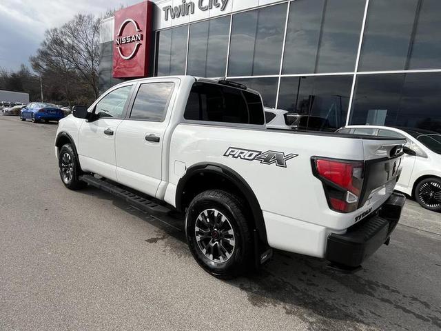 2024 Nissan Titan PRO-4X 4WD