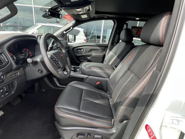 2024 Nissan Titan PRO-4X 4WD