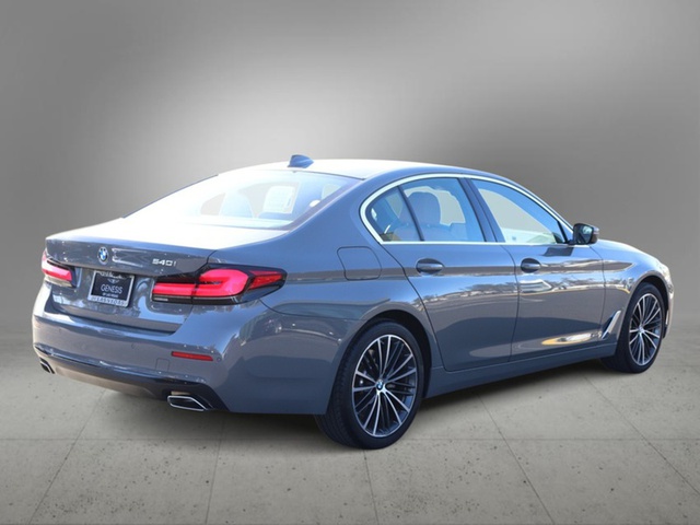 2022 BMW 5 Series 540i