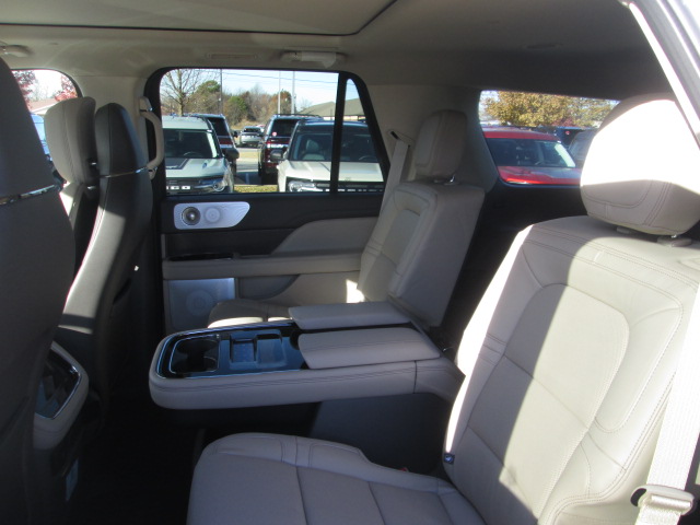 2024 Lincoln Navigator Reserve 4WD