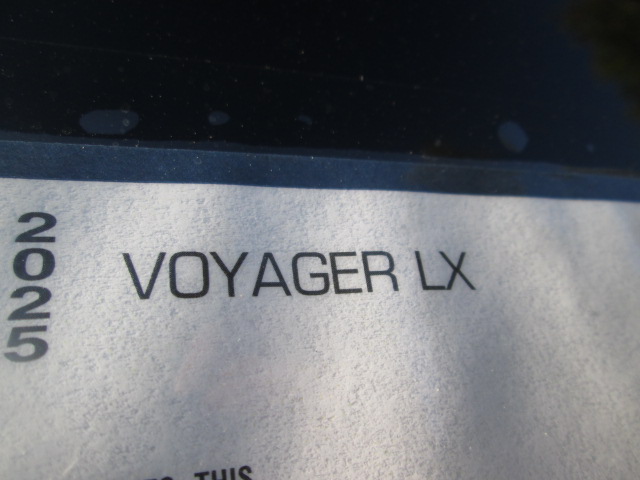 2025 Chrysler Voyager LX FWD