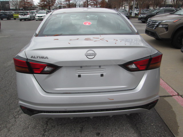 2025 Nissan Altima S FWD