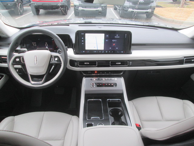 2025 Lincoln Aviator Premiere RWD