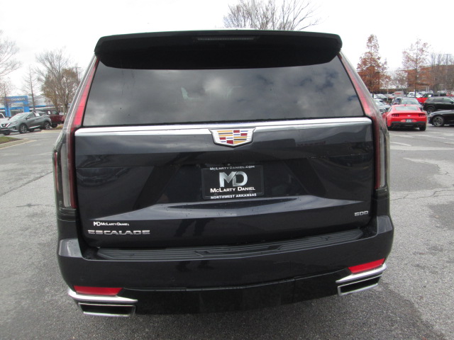 2023 Cadillac Escalade Premium Luxury 4WD
