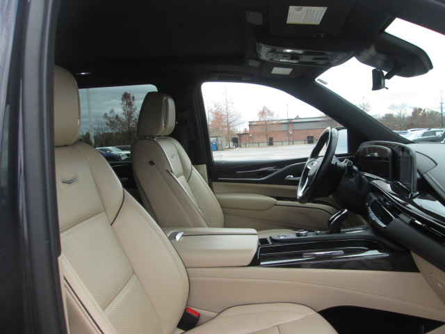 2023 Cadillac Escalade Premium Luxury 4WD
