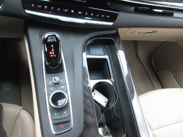 2023 Cadillac Escalade Premium Luxury 4WD