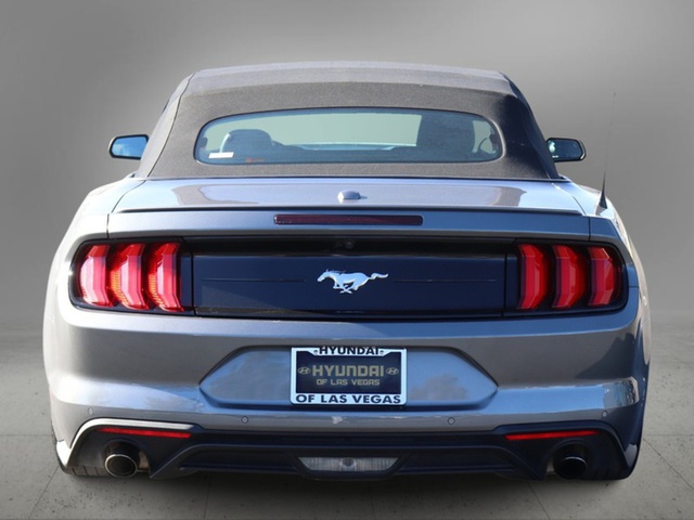 2022 Ford Mustang EcoBoost