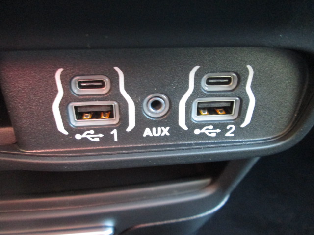 2025 Chrysler Pacifica Select FWD