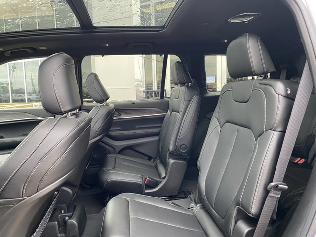 2025 Jeep Grand Cherokee Limited 4WD L