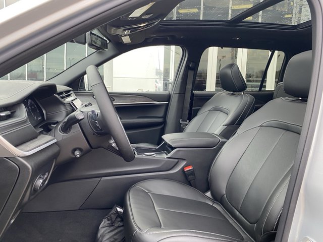 2025 Jeep Grand Cherokee Limited 4WD L