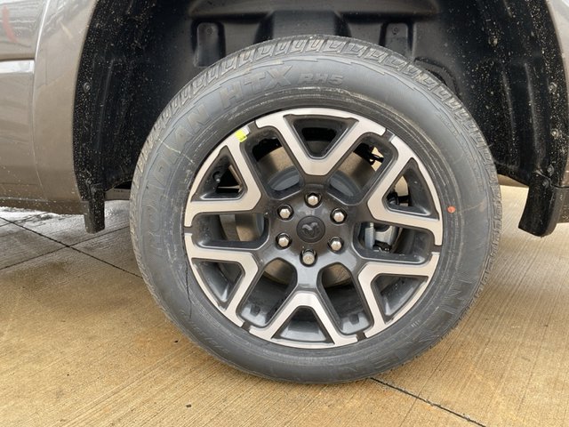 2025 Ram 1500 Laramie 4WD 6ft4 Box